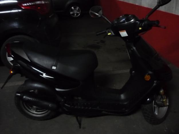 Vendo scooter  suzuki katana de 49cc