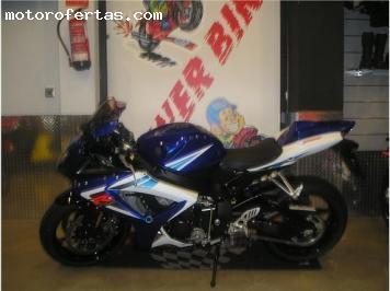 SUZUKI GSX R750