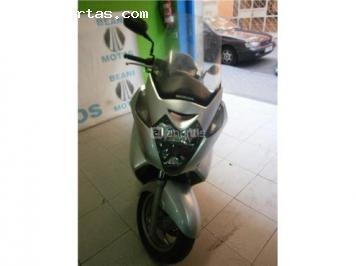 HONDA SILVER WING 600