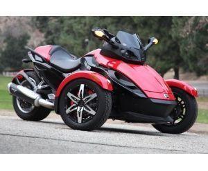 BOMBARDIER CAN-AM SPYDER 990