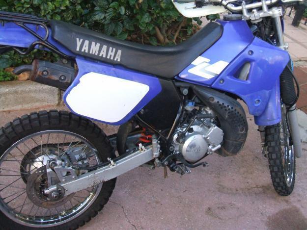 Yamaha 125DT refrigerada por agua del año 2002 poco uso  9.000 Km. 1.400€
