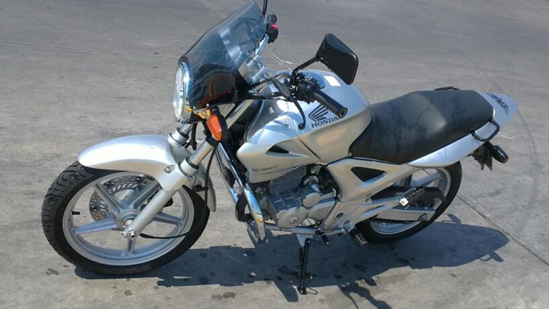 Honda CBF 250 cc