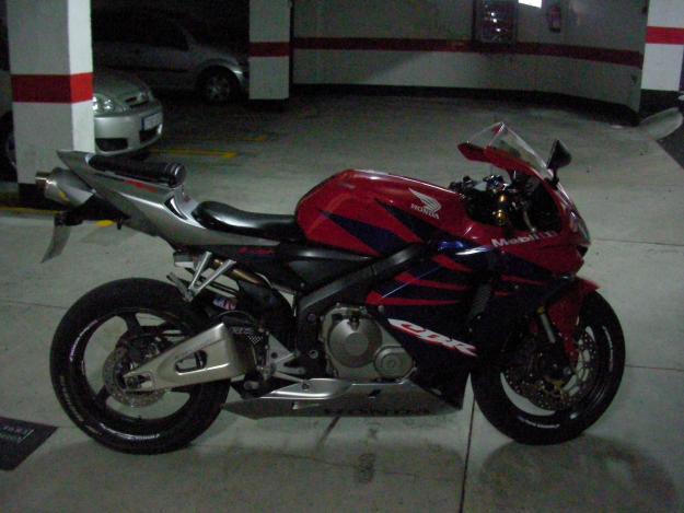 CBR 600 RR 05 25000KM aprox. 3300e