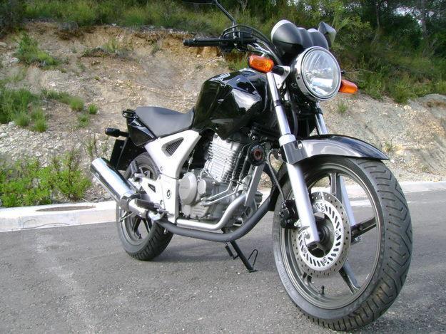 se  vende  honda cbf  250 cc