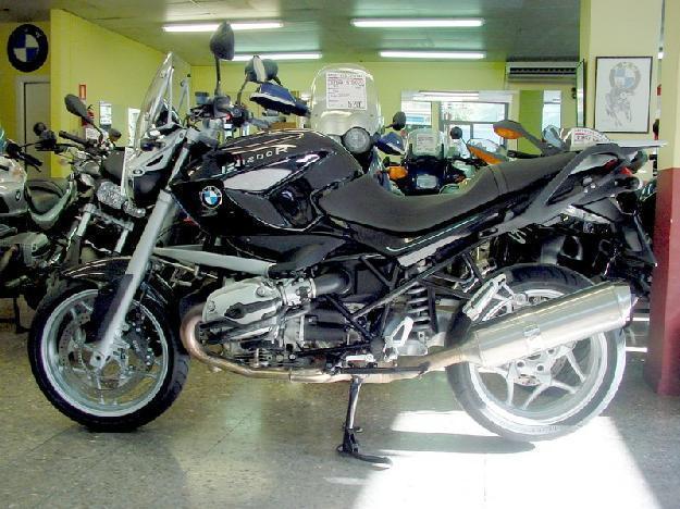 BMW R1200R