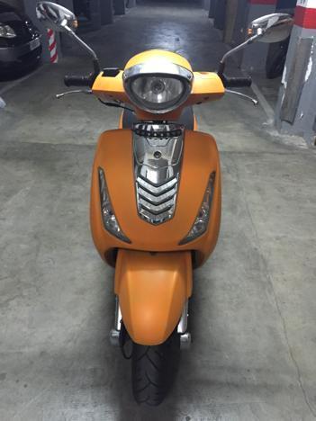 Scooter 125 Naranja