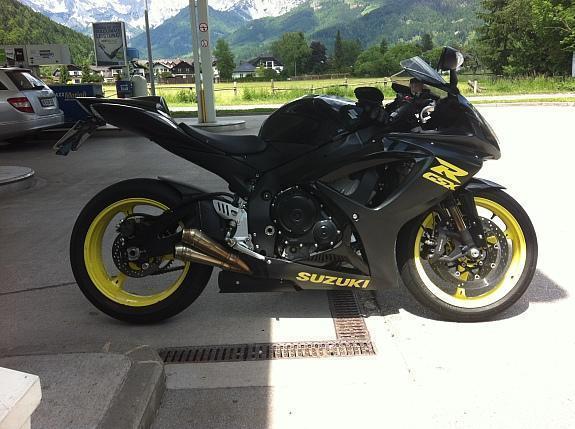 Moto Suzuki GSXR 750